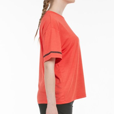 tienda de padel Madrid, tienda de padel online, tienda de padel españa, tienda de padel en linea, CAMISETA BULLPADEL ELGAR CEREZ