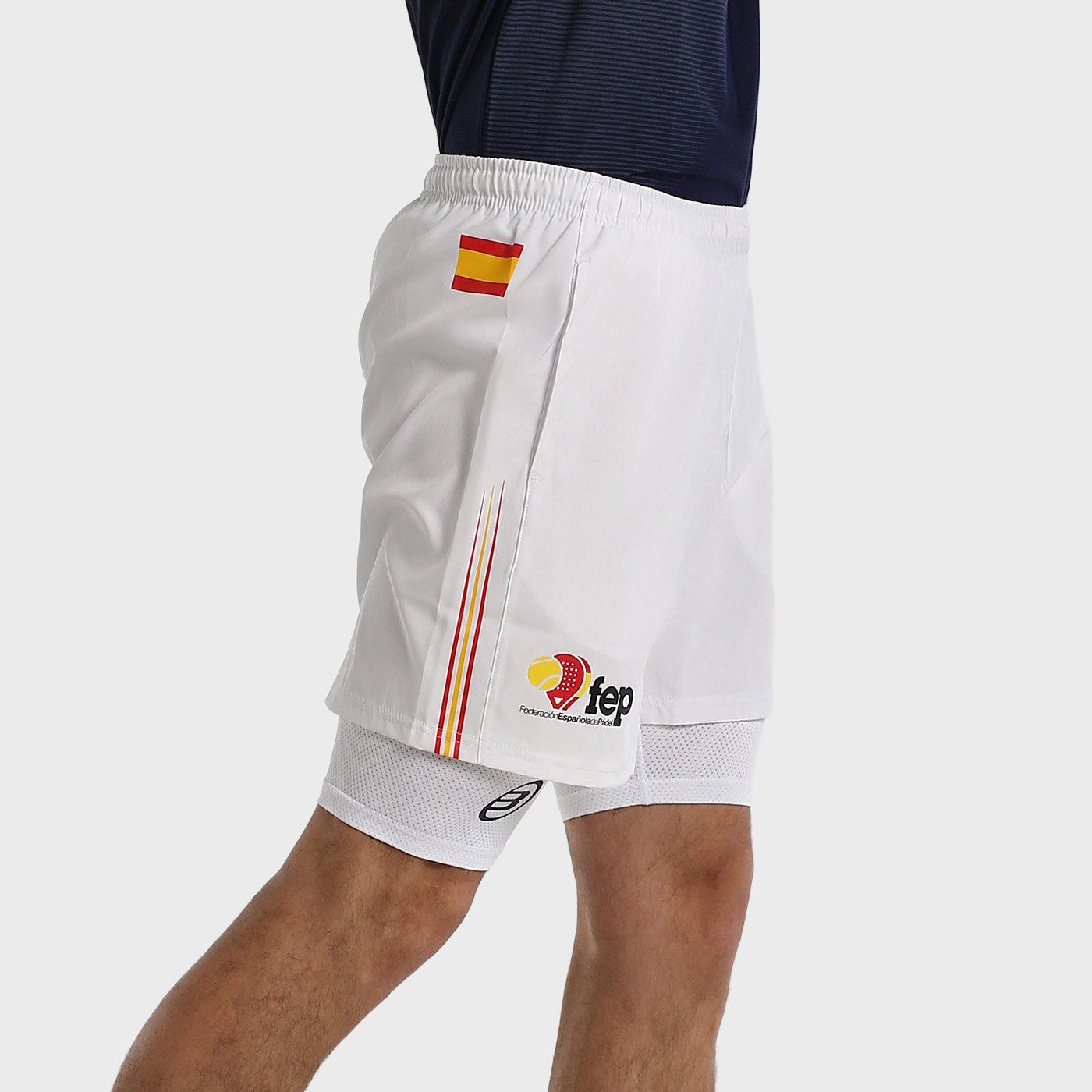 tienda de padel Madrid, tienda de padel online, tienda de padel españa, tienda de padel en linea, SHORT BULLPADEL FRAGOSA BLANCO