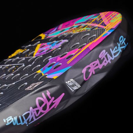 RAQUETTE BULLPADEL NEURON 02 EDGE BULLPADELSHOW 06 x ORLINSKI