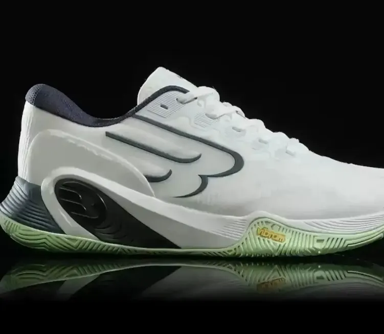 ZAPATILLA BULLPADEL HACK VIBRAM 26V BLANCO