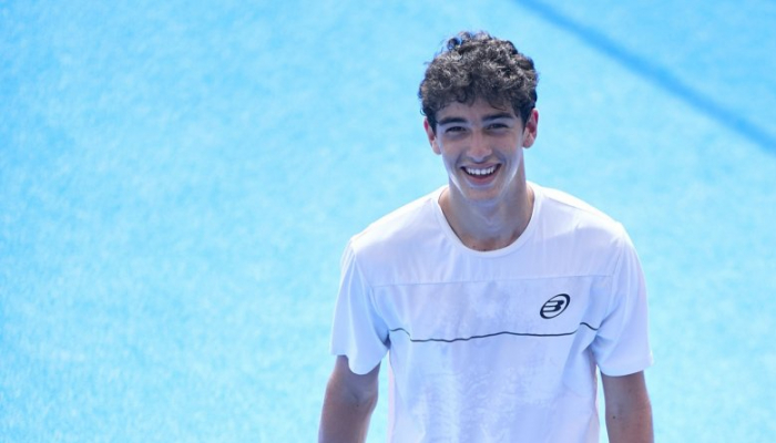 Bullpadel da la bienvenida a Bentahor Espino, una joven promesa del pádel 
